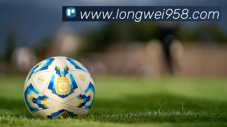詹姆斯季前训练强度提升湖人新轮换策略初露端倪